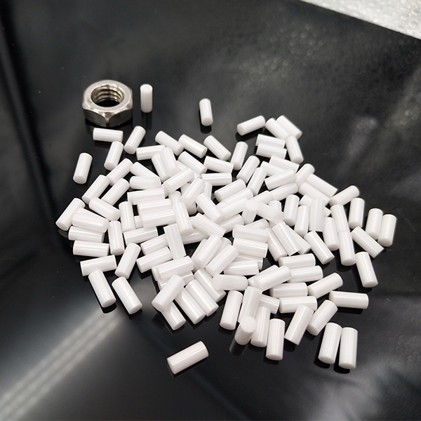 氧化铝荔枝视频黄色APP在线观看变色了吗？是什么原因？